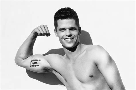 MAX CARVER Nude